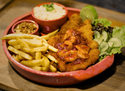 Tilápia ao Molho de Camarão